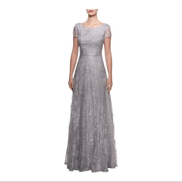 LA FEMME Sequin Floral Bateau-Neck Cap-Sleeve A-Line Gown in silver sz 16 - Picture 1 of 5